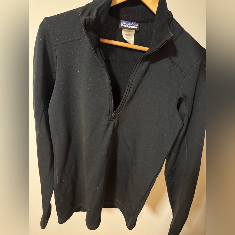 Patagonia Men's Classic Black Half zip fleece